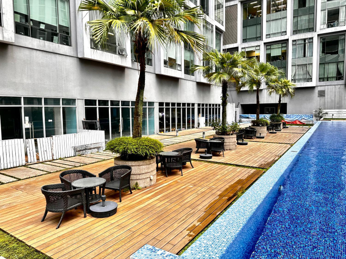 Swimming Pool 2