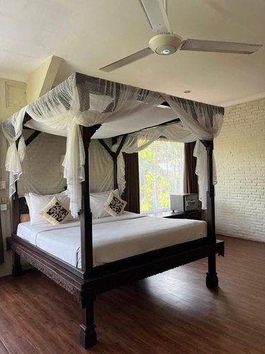 Bedroom 16