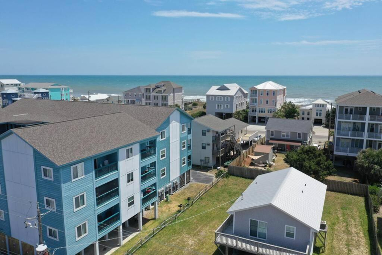 Hang Ten Hideaway, pool, Condo, Parking - 6 person max occupancy, New Hanover