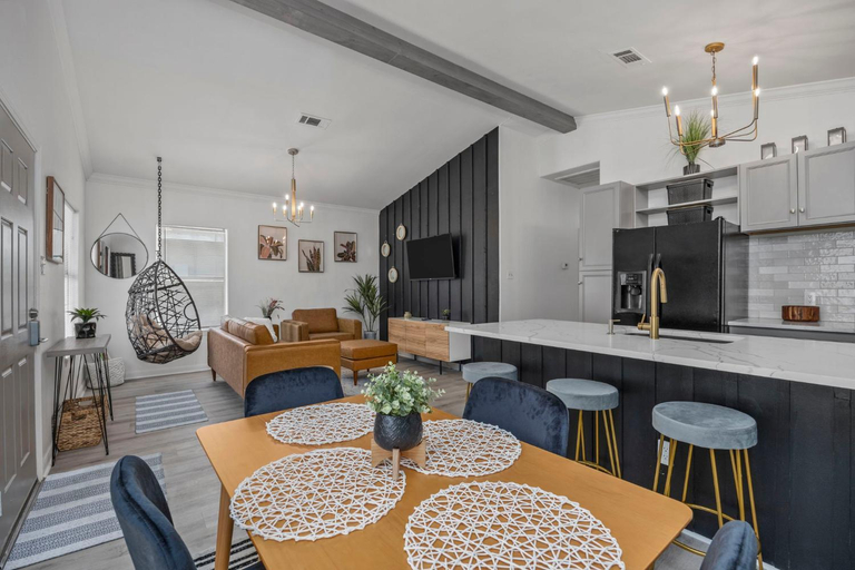 Others 4, Foundry Place 3BR House EaDo Houston Near Downtown!, Houston