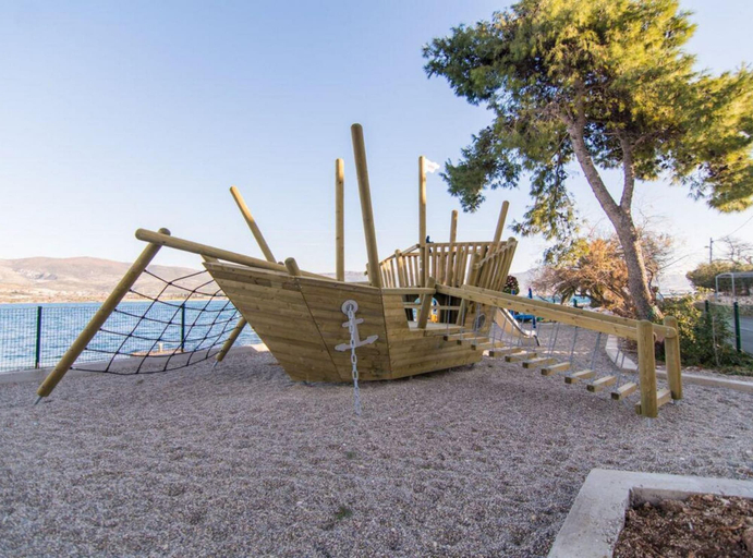 Others 3, Mastrinka Bright Apartment With Free Parking and Modern Amenities, Trogir