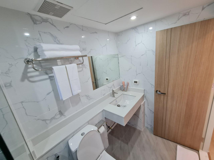 Bathroom 1