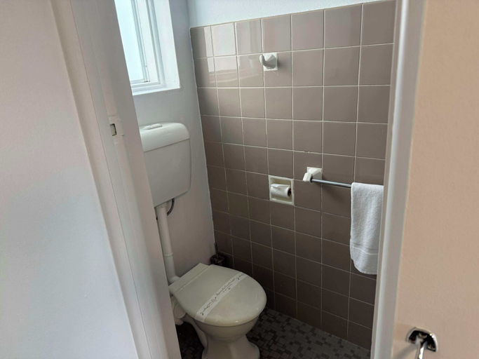 Bathroom 3, Manning River Motel, Greater Taree