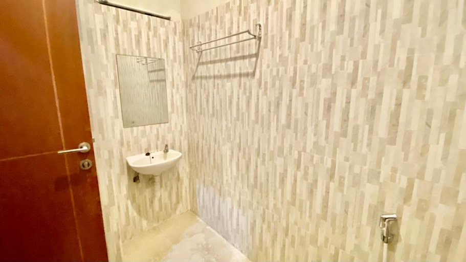 Bathroom 6