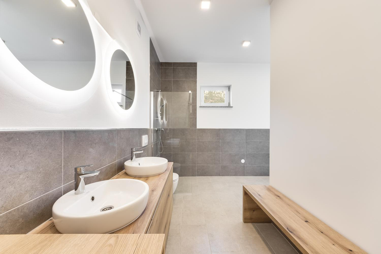 Others 5, Chic Apartments with Finnish Sauna and Jacuzzi, Kranjska Gora