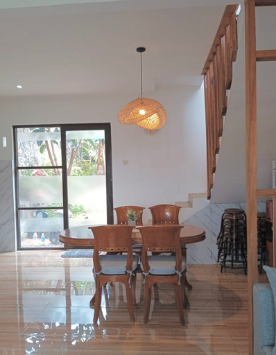 Dining Room 25