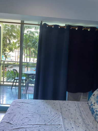 Azure Urban Suite Room, Taguig
