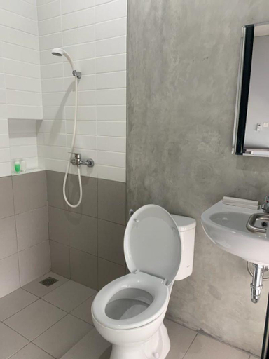 Bathroom 3