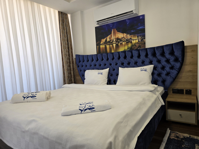 Bedroom 4, Nurel Shark Residence