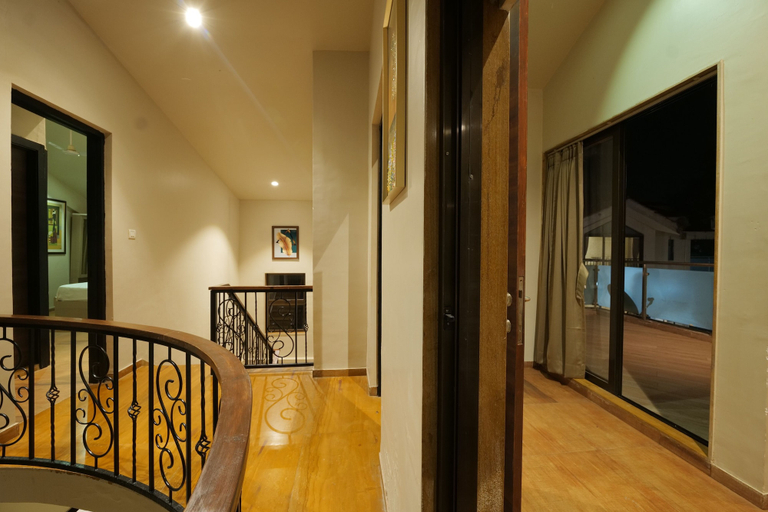 Others, Greay Wood Villa, Pune