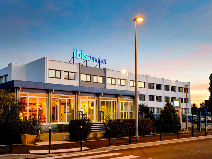 ibis budget Bordeaux le Lac, Gironde
