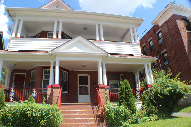 West End Haven, Hartford