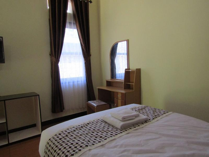 Bedroom 28