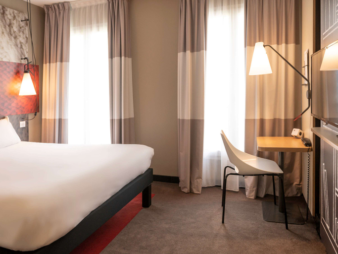 Bedroom 4, ibis Paris Tour Montparnasse 15th, Paris