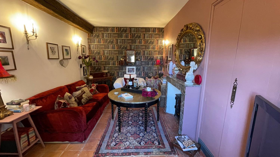 Others 4, Le Presbytere, Gers