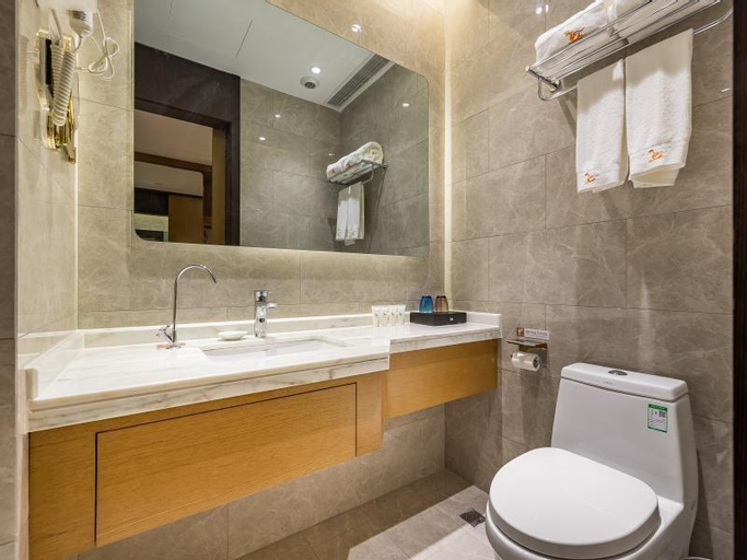 Bathroom 8