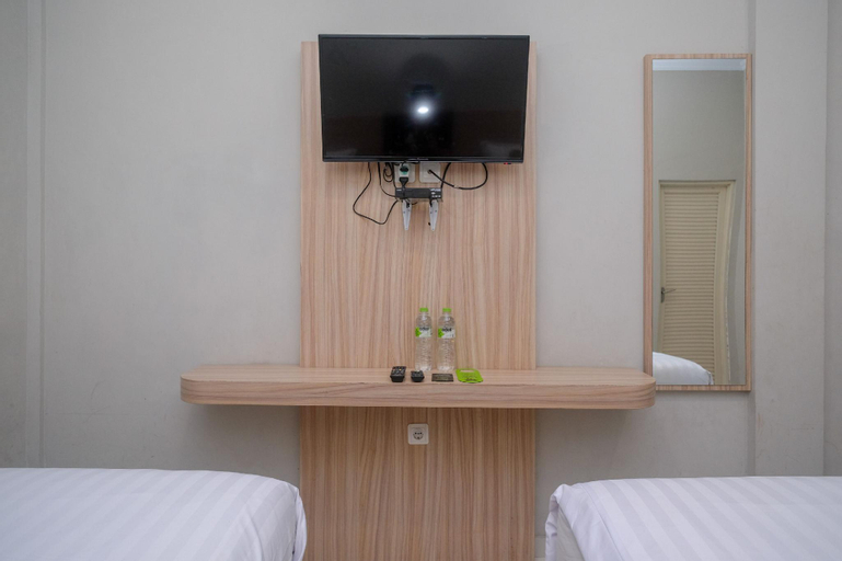 Bedroom 13