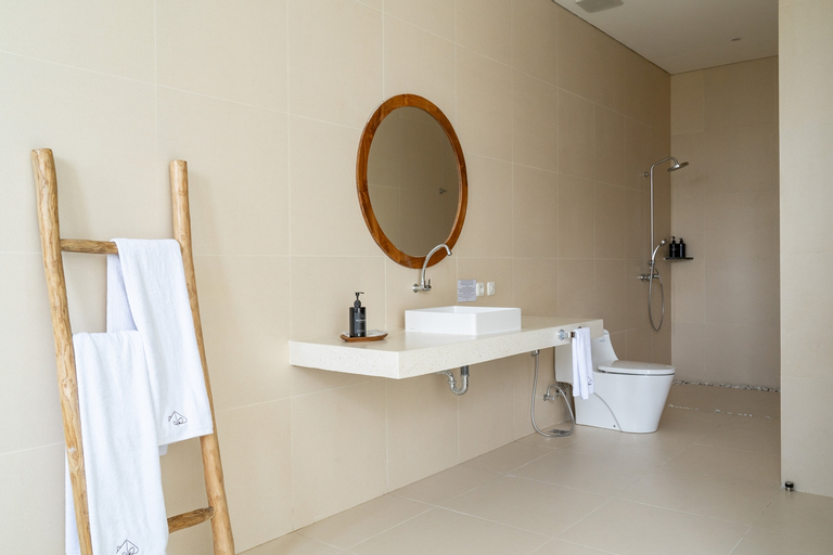 Bathroom 5