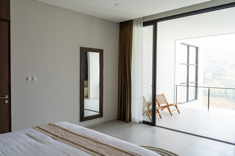 Bedroom 16