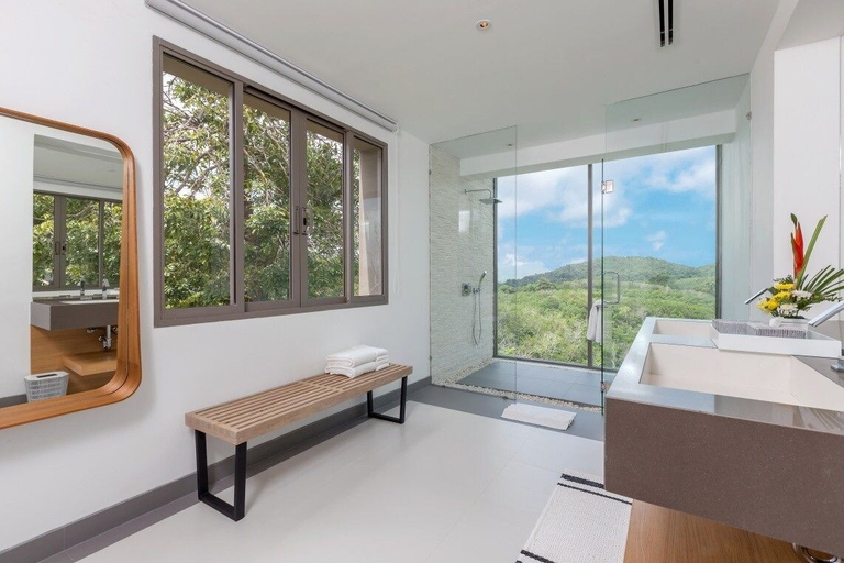 Bathroom 4, Tropical Castle Layan by RESAVA, Pulau Phuket