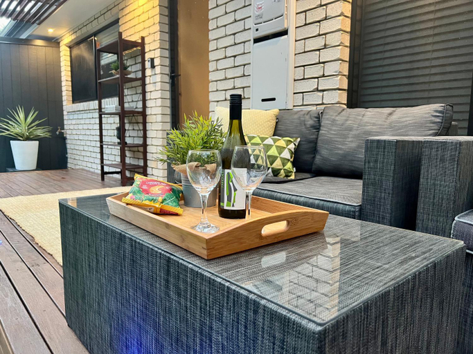 Others 3, Private Gem in Pacific Pines, Gold Coast