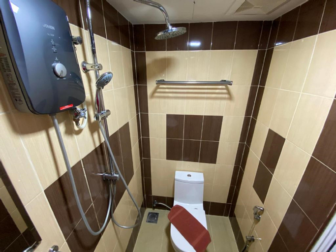 Bathroom 29