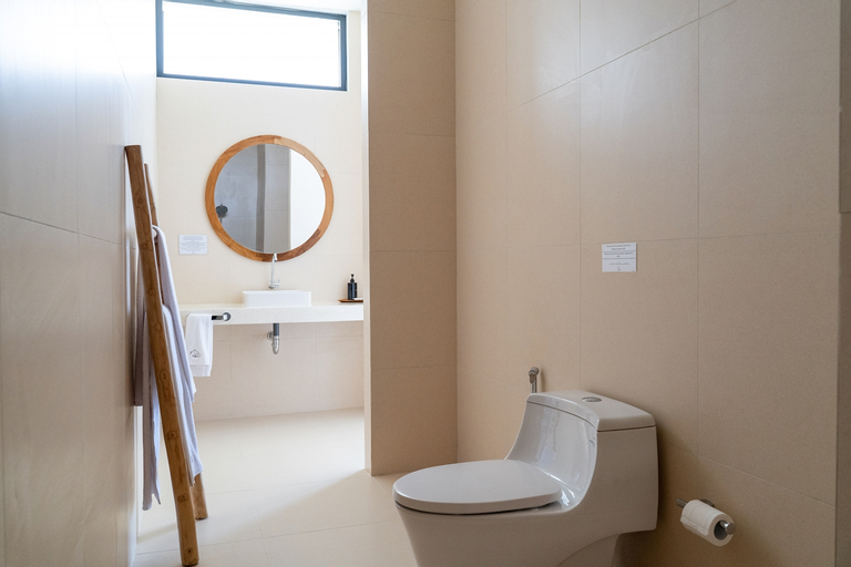Bathroom 11