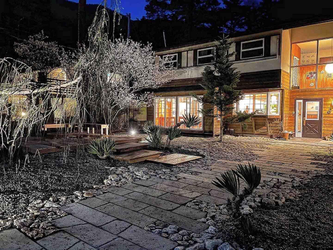 Exterior & Views 1, ALBERGO del otto, Fujikawaguchiko