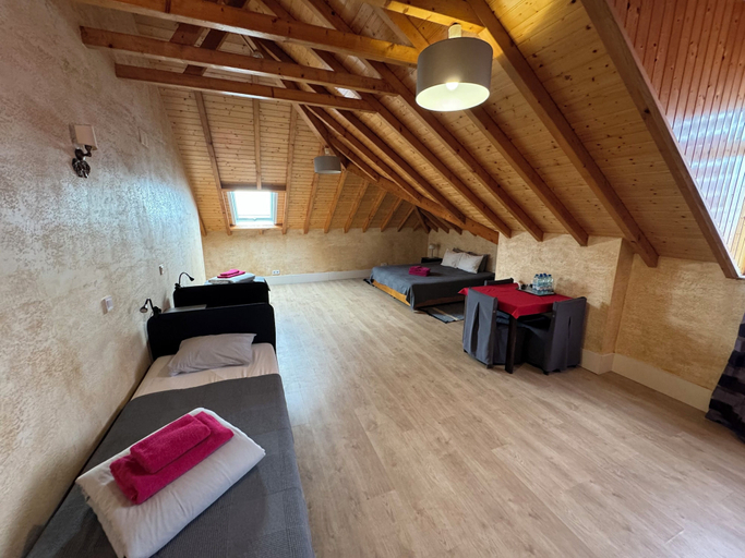 Others 4, Guest House Residencial REAL, Sintra