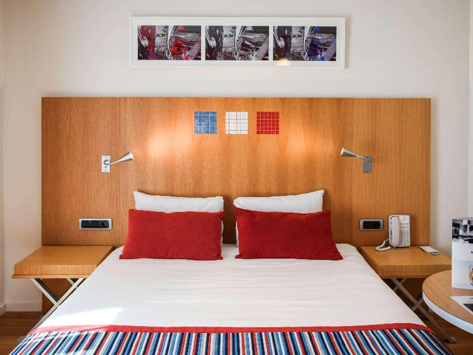Bedroom 12