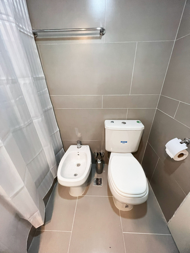 Bathroom 4, RentUp - Moderno monoambiente con balcón en Almagro, Distrito Federal