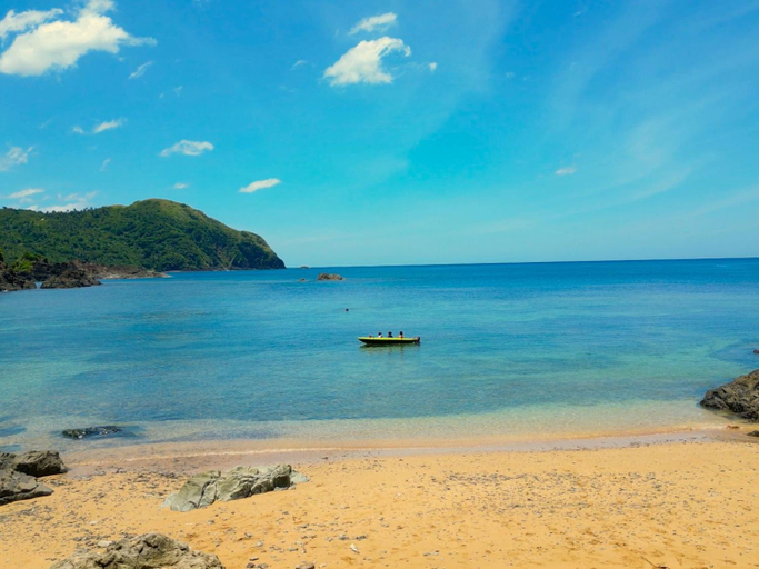 Others 3, L'Astrolabe - Private Beach, Baras