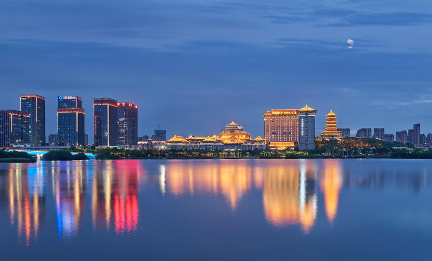 Howard Johnson Jimei Lake Plaza Xiamen, Xiamen