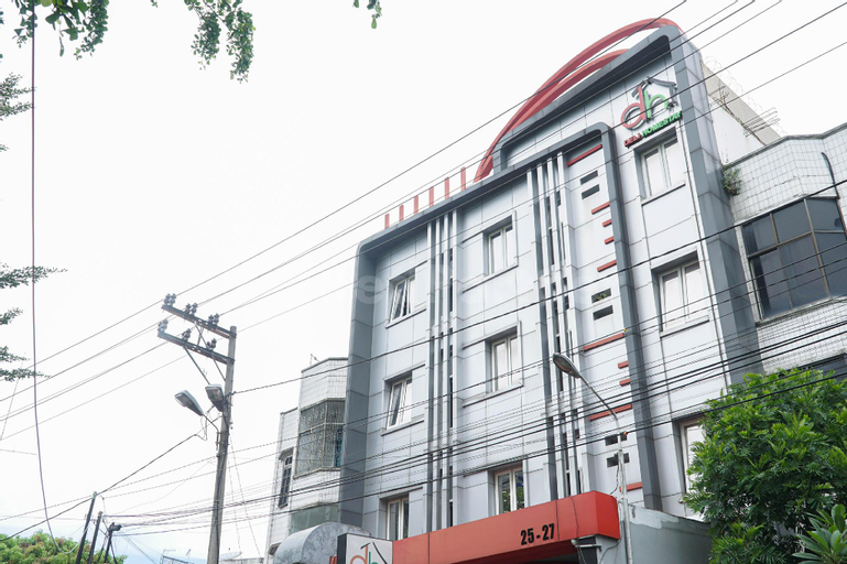 Exterior & Views 1, Deli Homestay near DeliPark Mall Medan RedPartner, Medan