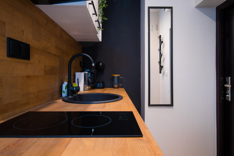 Others 2, Tom Thumb & Thumbelina - 2 Private Rooms in Sofia Center by Flat Mаnager, Stolichna