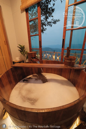 Bedroom 3, Tiny House w/Hot tub Included Breakfast & Dinner, Mae Suai