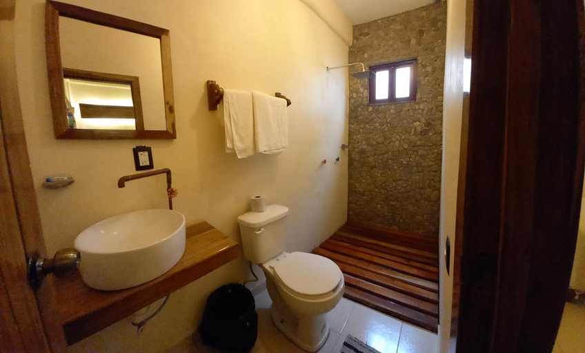 Bathroom 3, Hniu Li Valle Nacional, Dist. Tuxtepec