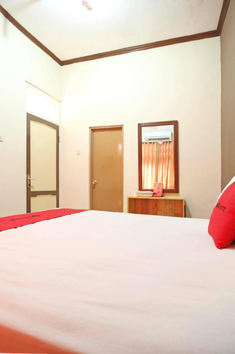 Bedroom 6