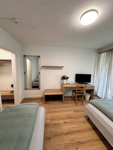Bedroom 2, Riverside Apartment Hotel AG, Laufen
