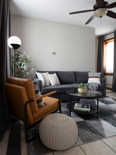 Others 5, Spacious Stay near Yale in Downtown New Haven, New Haven