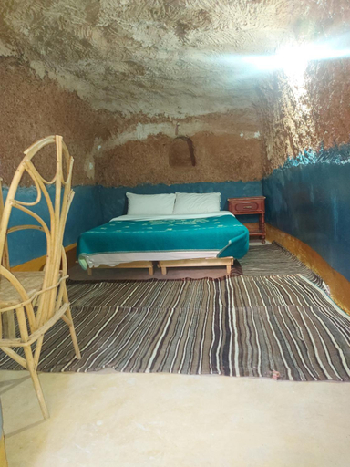 Bedroom 27