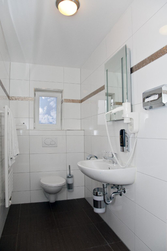 Bathroom 6