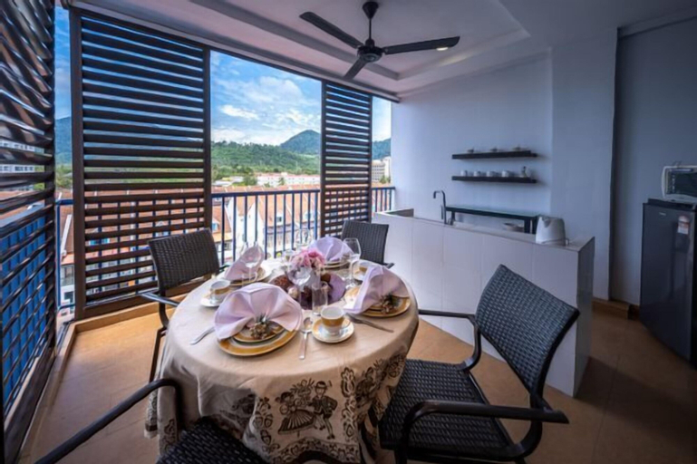 Dining Room 14
