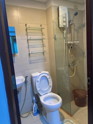 Bathroom, Staycation bigger room, Muntinlupa
