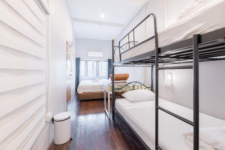 Bedroom 14
