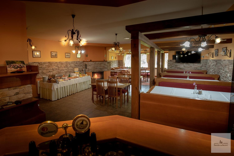 Food & Drinks, Penzion na Bezovci, Nové Mesto nad Váhom