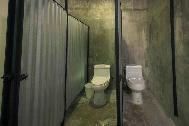 Bathroom 3, Artos, Mérida