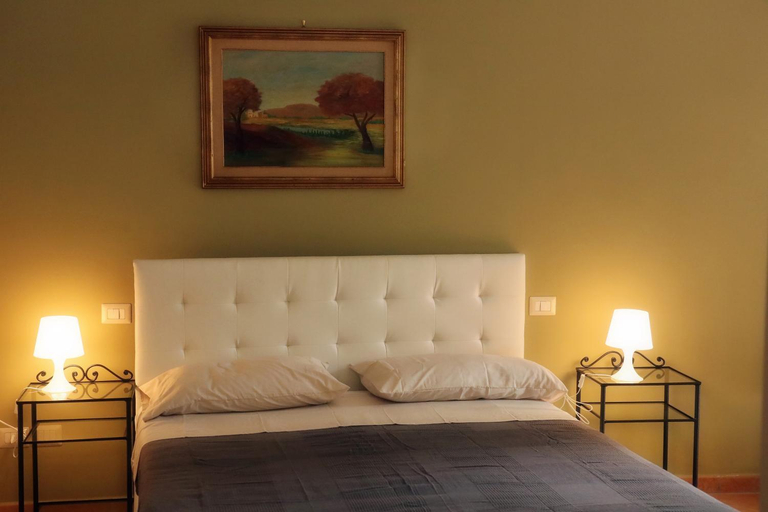 Bedroom 2, LadimoradiLu', Salerno