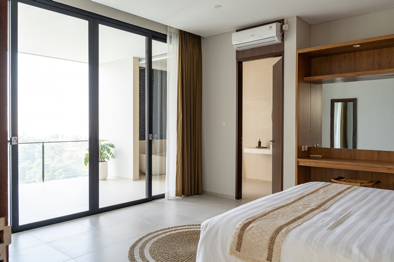 Bedroom 13