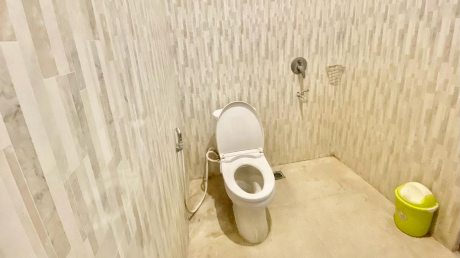 Bathroom 5